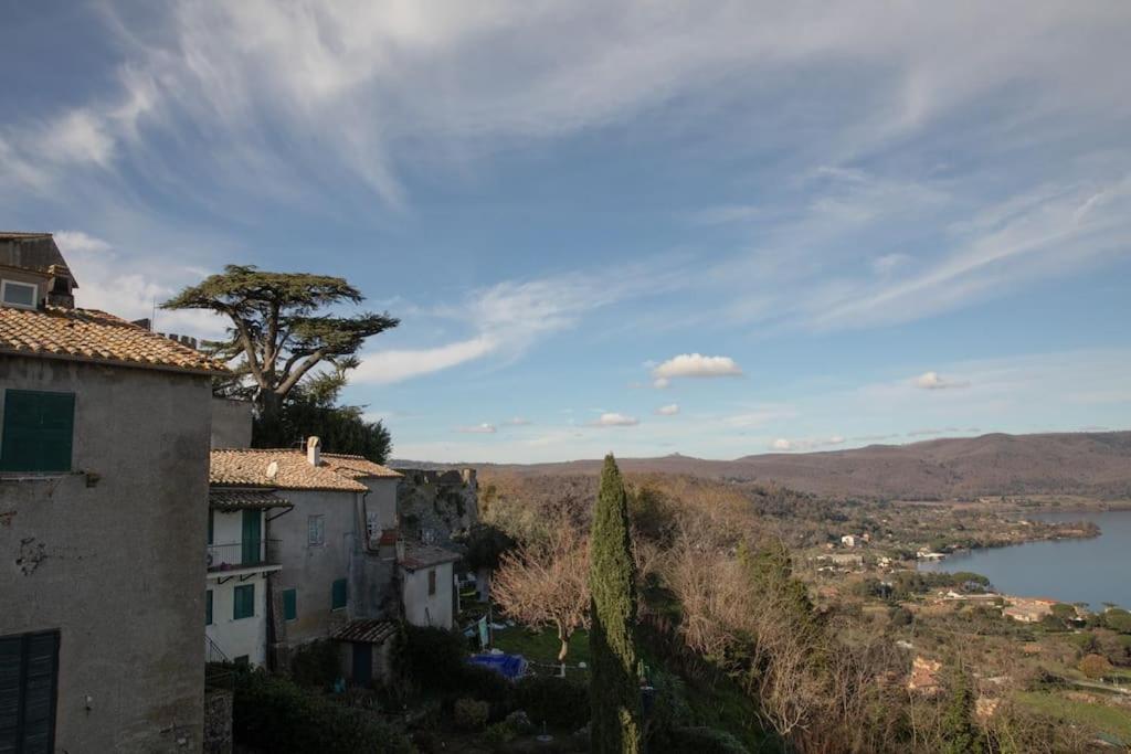 La Terrazza Nel Borgo Lejlighed Bracciano  Eksteriør billede
