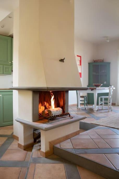La Terrazza Nel Borgo Lejlighed Bracciano  Eksteriør billede